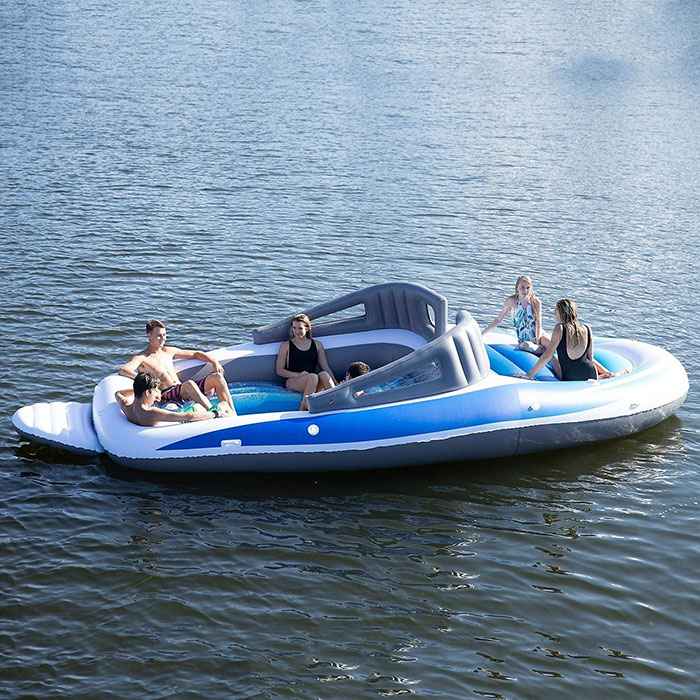 Amazon’s Life-Size Inflatable Speedboat Will Make You Feel Like A Millionaire Amazon’s Life-Size Inflatable Speedboat Will Make You Feel Like A Millionaire