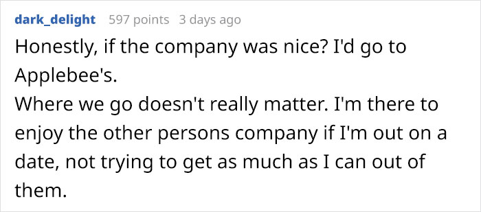 Woman Mocks Guy That Wanted To Take Her On A Date To Applebee’s, Gets Destroyed With 19 Responses