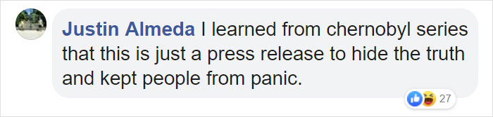 Visitors’ Worst Nightmare Comes True As The Glass Floor On 103rd Floor Shatters Under Their Feet Visitors’ Worst Nightmare Comes True As The Glass Floor On 103rd Floor Shatters Under Their Feet
