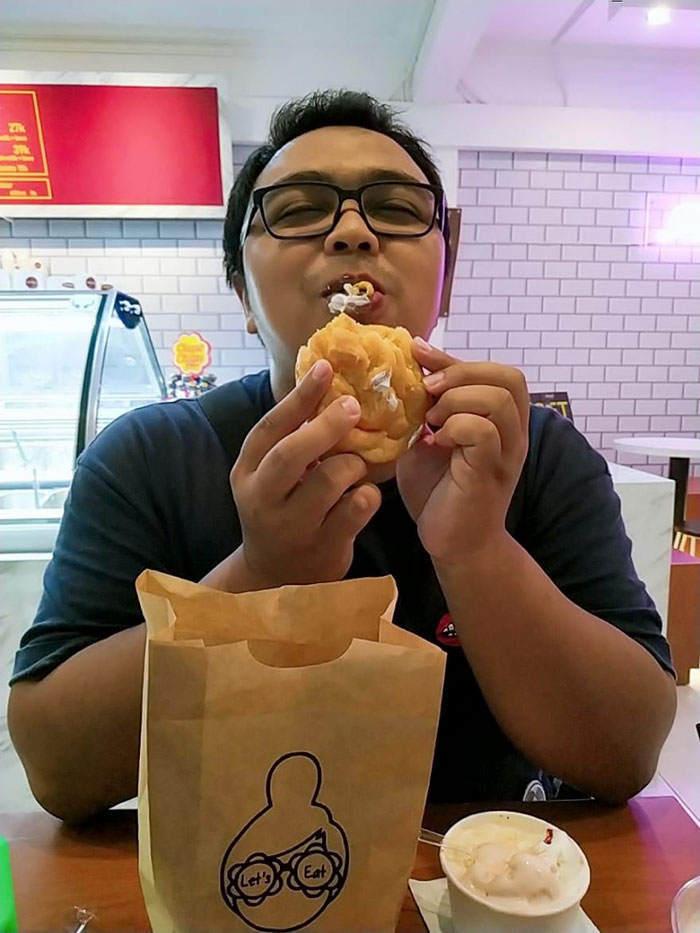 Man Buys All Of The Chicken In Store So A Fat-Shaming Stranger Couldn’t Get Any Man Buys All Of The Chicken In Store So A Fat-Shaming Stranger Couldn’t Get Any