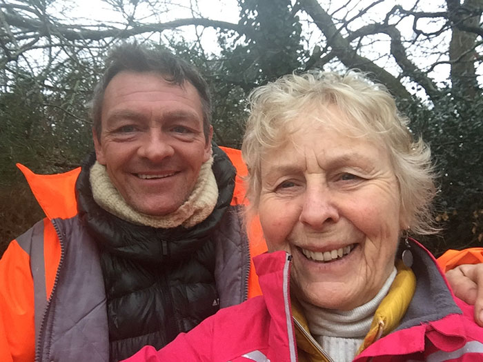 70-Year-Old Grandma Cleans 52 Beaches In One Year After Watching A Documentary About Plastic Pollution 70-Year-Old Grandma Cleans 52 Beaches In One Year After Watching A Documentary About Plastic Pollution
