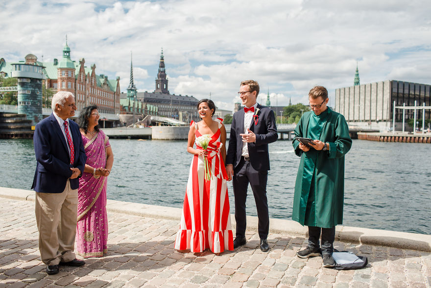 After They Said “I Do” They Jumped Into A Copenhagen Canal Together After They Said “I Do” They Jumped Into A Copenhagen Canal Together