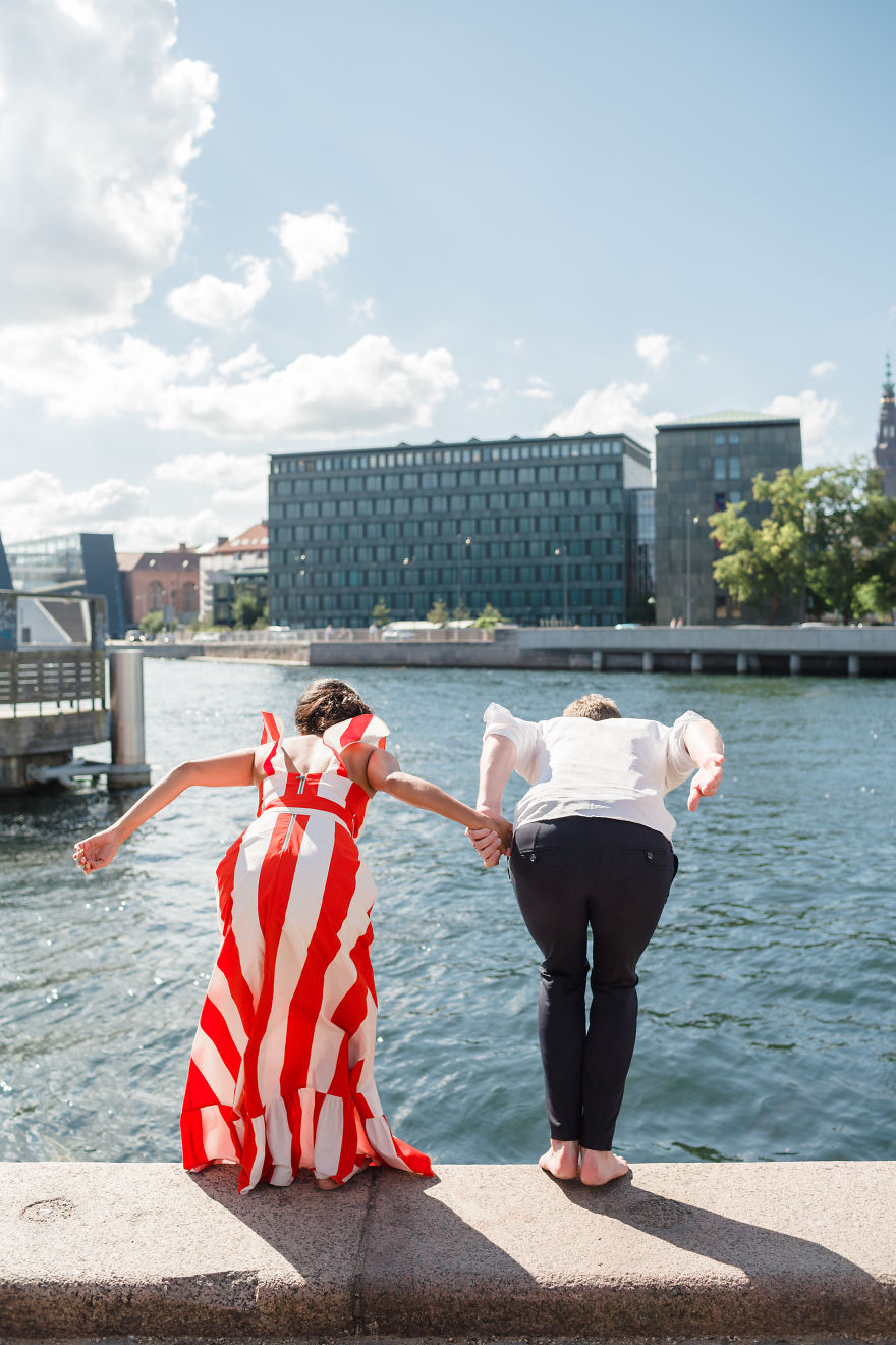 After They Said “I Do” They Jumped Into A Copenhagen Canal Together After They Said “I Do” They Jumped Into A Copenhagen Canal Together