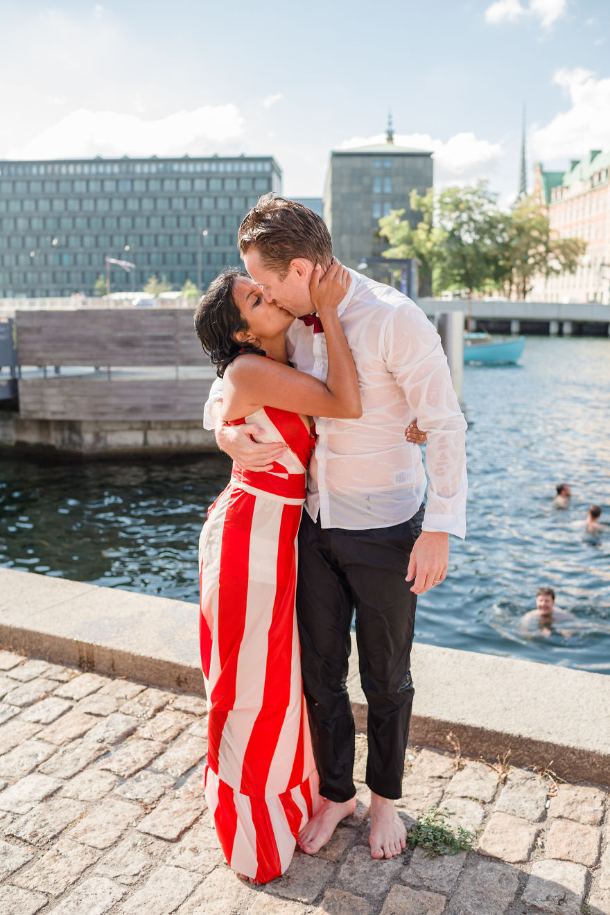 After They Said “I Do” They Jumped Into A Copenhagen Canal Together After They Said “I Do” They Jumped Into A Copenhagen Canal Together