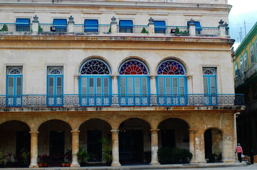 I Went To Havana And Took Pictures Of The Clash Between Touristic Cuba And Cuba We Normally Don’t See I Went To Havana And Took Pictures Of The Clash Between Touristic Cuba And Cuba We Normally Don’t See