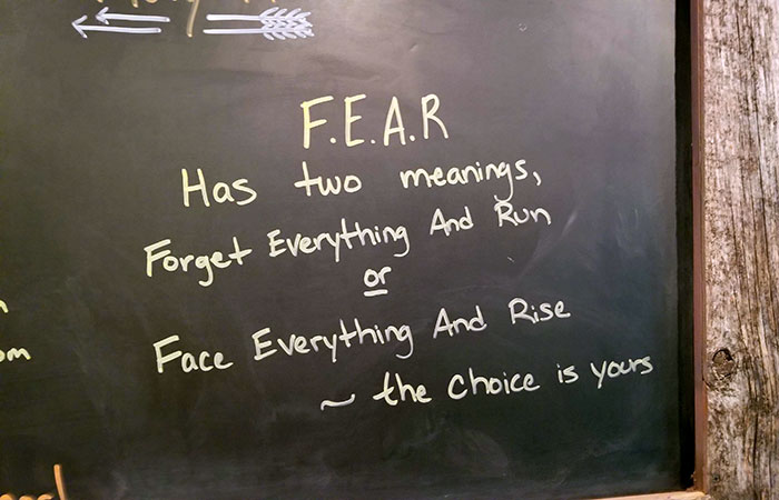 44 Truly Inspiring Quotes Left By Strangers In The Most Unexpected Places