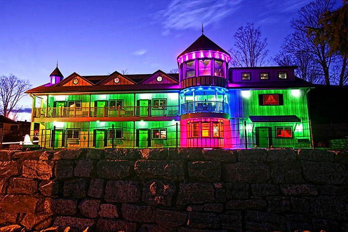 This Motel Owner Gives A Perfect Example Of How To Respond To A Bad Review This Motel Owner Gives A Perfect Example Of How To Respond To A Bad Review