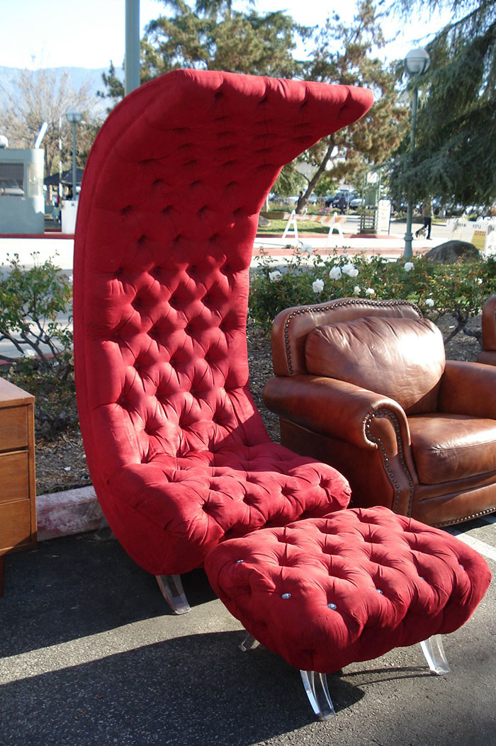 30 Times People Couldn&rsquo;t Believe Their Luck In Thrift Stores