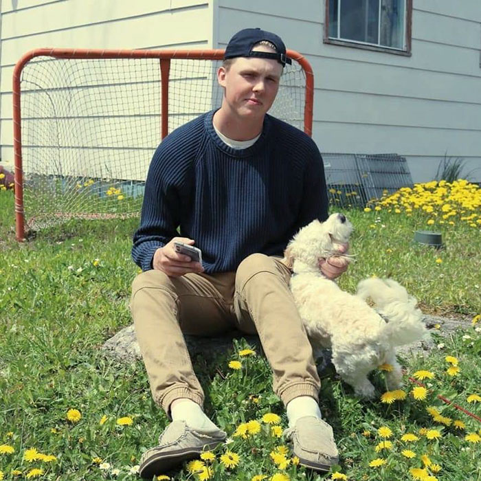 Man Hilariously Rants About The French Count To 100