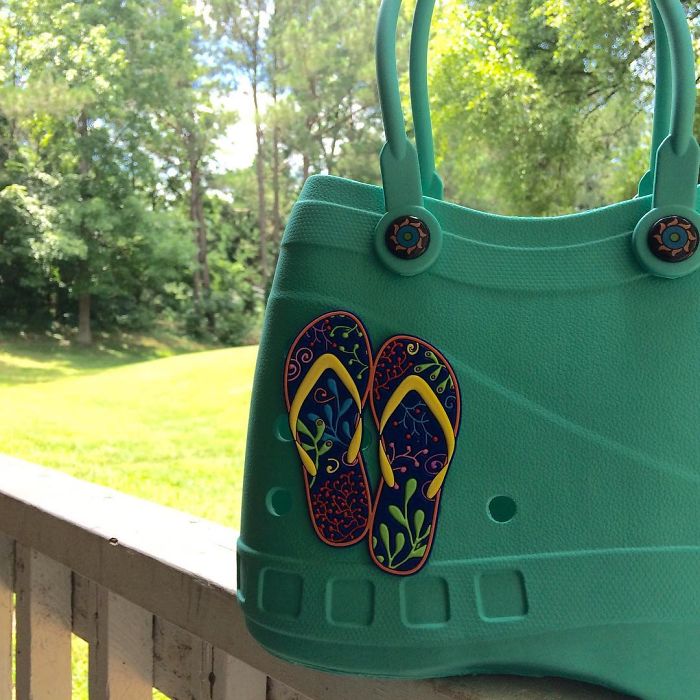 Crocs-Inspired Handbags Are A Thing And People Want Explanations Crocs-Inspired Handbags Are A Thing And People Want Explanations