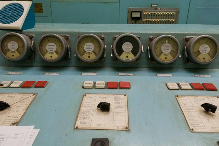 23 Oddly Satisfying Soviet-Era Control Rooms 23 Oddly Satisfying Soviet-Era Control Rooms