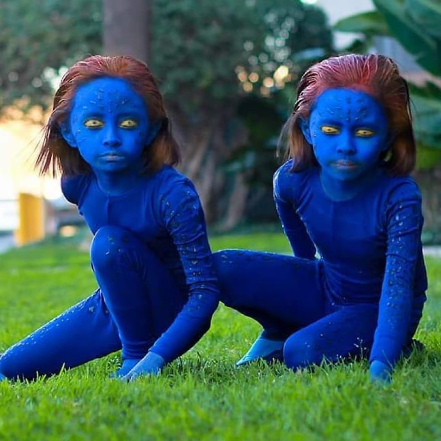 11-Year-Old Twins Chieko And Chihiro Impress With Their Cosplays And Here Are 19 Pics Of It 11-Year-Old Twins Chieko And Chihiro Impress With Their Cosplays And Here Are 19 Pics Of It