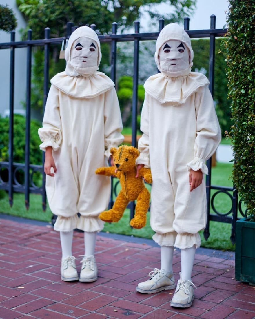 11-Year-Old Twins Chieko And Chihiro Impress With Their Cosplays And Here Are 19 Pics Of It 11-Year-Old Twins Chieko And Chihiro Impress With Their Cosplays And Here Are 19 Pics Of It
