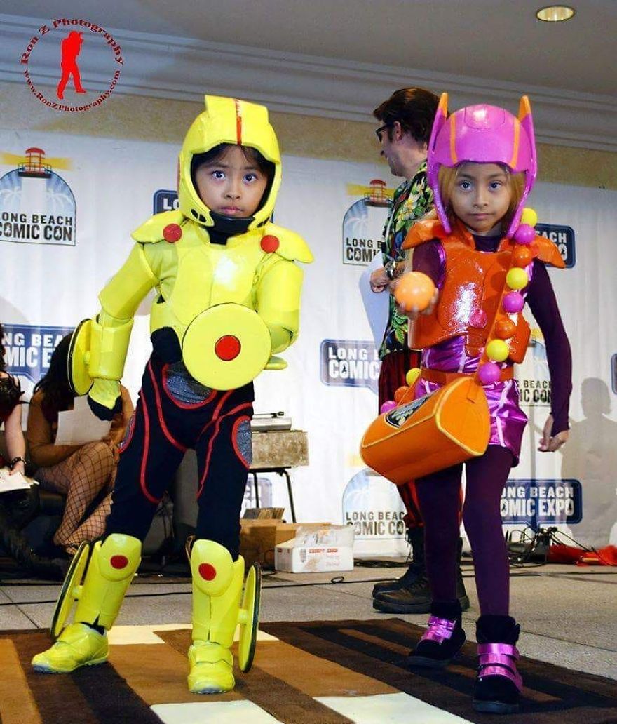 11-Year-Old Twins Chieko And Chihiro Impress With Their Cosplays And Here Are 19 Pics Of It 11-Year-Old Twins Chieko And Chihiro Impress With Their Cosplays And Here Are 19 Pics Of It