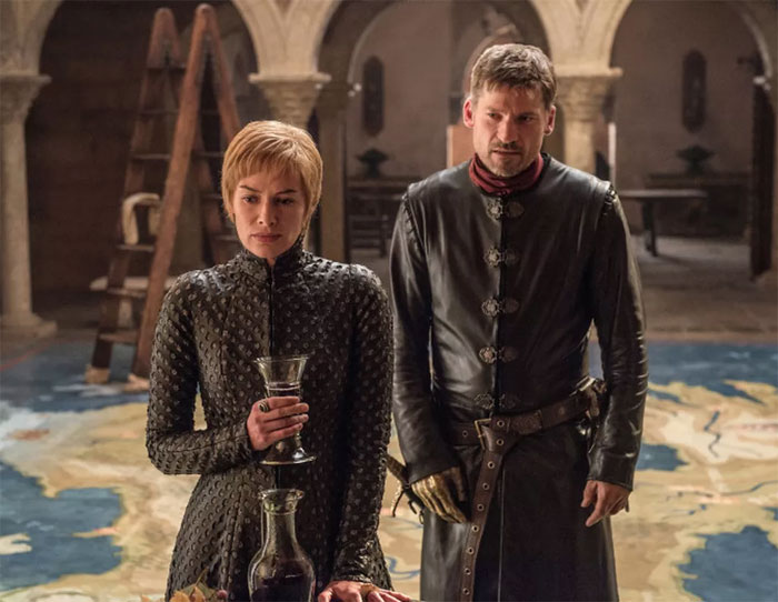 GoT Fails Once Again By Forgetting That Jaime Doesn’t Have A Hand GoT Fails Once Again By Forgetting That Jaime Doesn’t Have A Hand