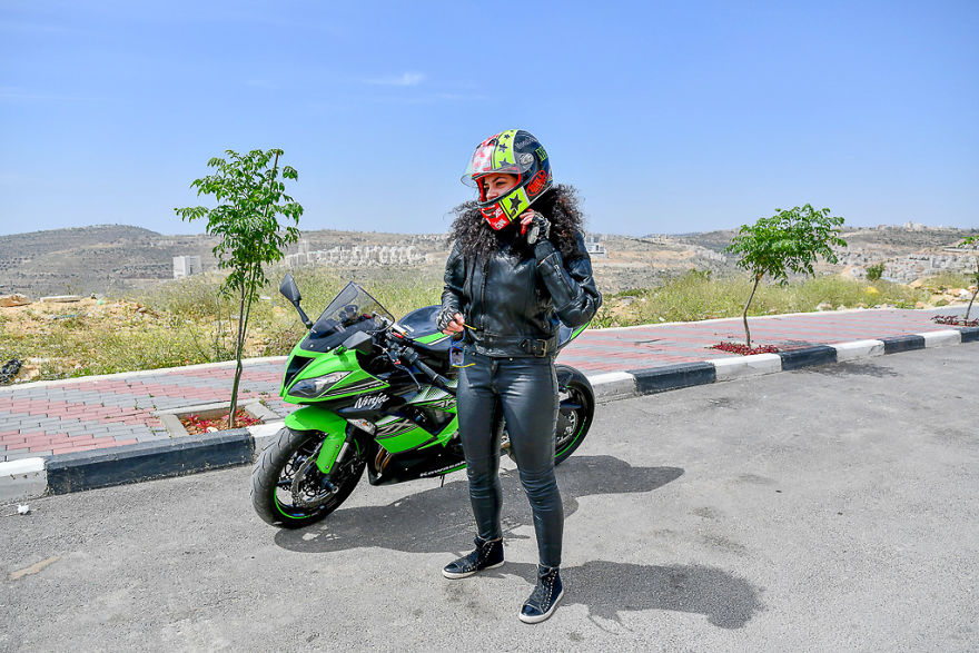 Females Bikers In Middle East Females Bikers In Middle East