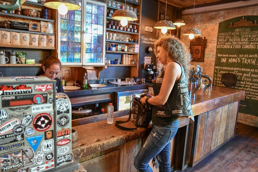 Females Bikers In Middle East Females Bikers In Middle East