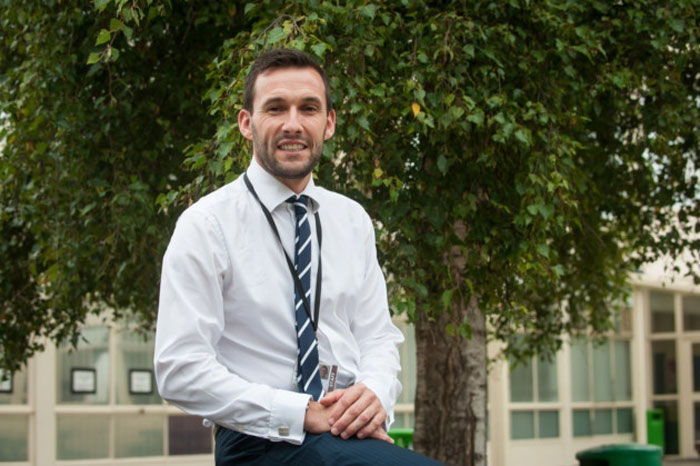 13-Years-Old Girl Gets Juice Thrown At Her Face, Punched And Even Shown A Knife By Schoolmates Only For Picking Up Litter