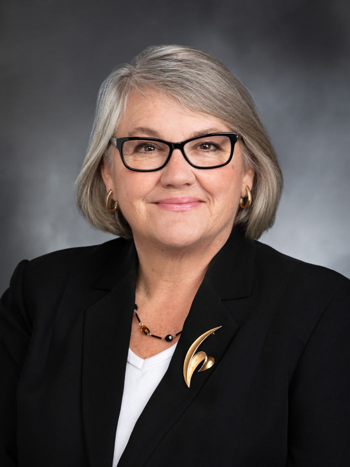 Senator Says Nurses Don’t Need Breaks As They Spend Most Of The Day Playing Cards, Nurses Respond With Sarcastic Pics Senator Says Nurses Don’t Need Breaks As They Spend Most Of The Day Playing Cards, Nurses Respond With Sarcastic Pics