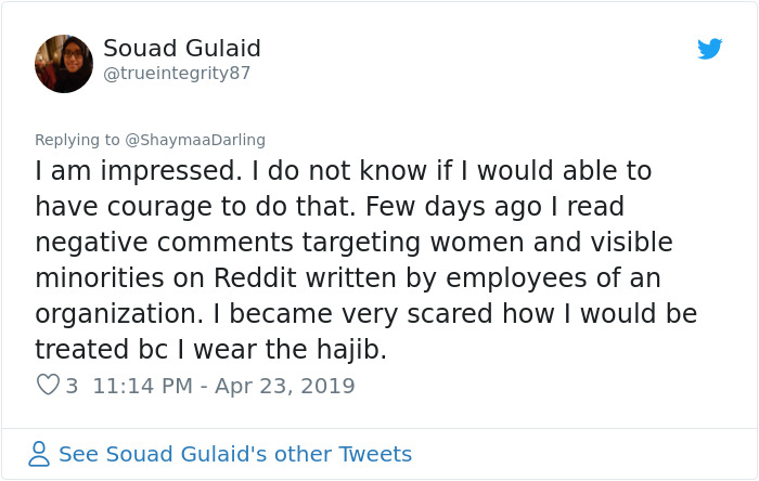 This Muslim Woman Took A Smiling Stand Against Anti-Muslim Protesters And Went Viral This Muslim Woman Took A Smiling Stand Against Anti-Muslim Protesters And Went Viral