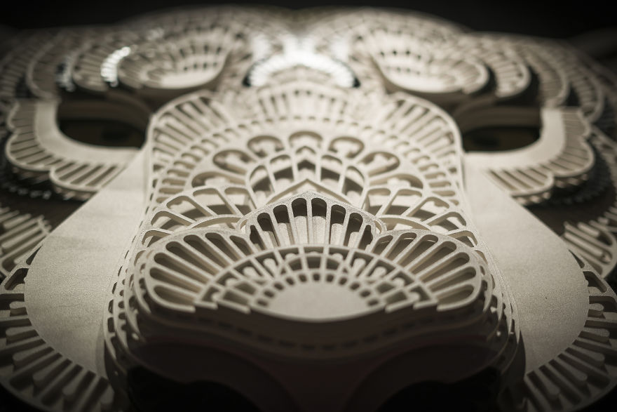 Layered 3D Sculpture Came To Life Using Customized Facebook 3D Photo