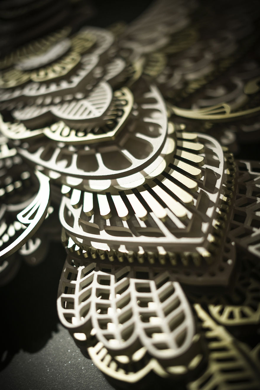 Layered 3D Sculpture Came To Life Using Customized Facebook 3D Photo