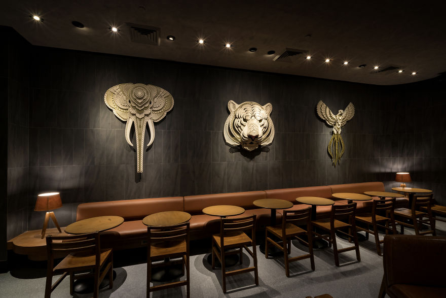 Layered 3D Sculpture Came To Life Using Customized Facebook 3D Photo