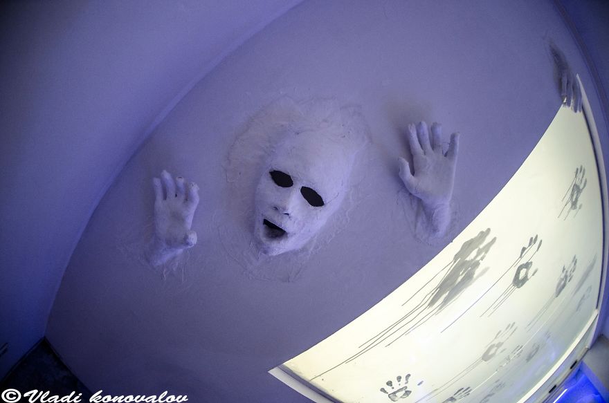 I Captured How A Building To Be Demolished Became A Temporary Museum I Captured How A Building To Be Demolished Became A Temporary Museum