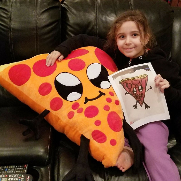 This Company Turns Children’s Drawings Into Cuddly Plush Toys This Company Turns Children’s Drawings Into Cuddly Plush Toys