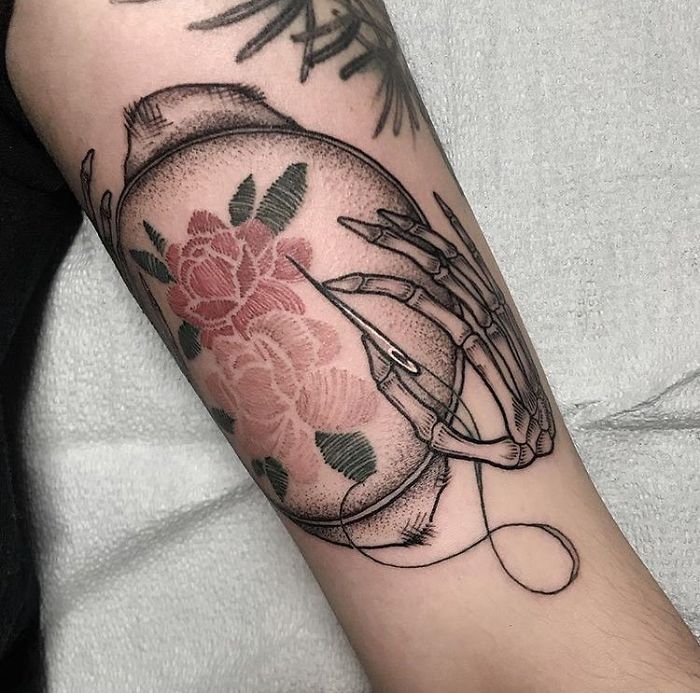 Apparently, Embroidery Tattoos Are A Thing And It Looks Cooler Than It Sounds (30 Pics) Apparently, Embroidery Tattoos Are A Thing And It Looks Cooler Than It Sounds (30 Pics)