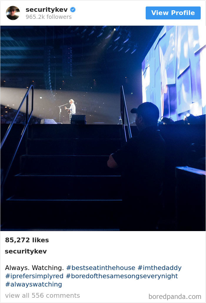 Ed Sheeran’s Security Guard Has An Instagram With 853K Followers, And It’s Better Than His Boss’s Ed Sheeran’s Security Guard Has An Instagram With 853K Followers, And It’s Better Than His Boss’s