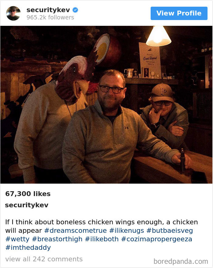 Ed Sheeran’s Security Guard Has An Instagram With 853K Followers, And It’s Better Than His Boss’s Ed Sheeran’s Security Guard Has An Instagram With 853K Followers, And It’s Better Than His Boss’s