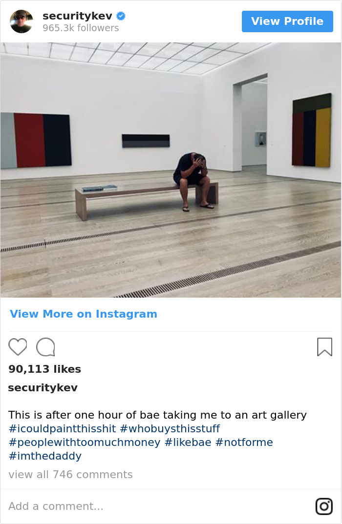 Ed Sheeran’s Security Guard Has An Instagram With 853K Followers, And It’s Better Than His Boss’s Ed Sheeran’s Security Guard Has An Instagram With 853K Followers, And It’s Better Than His Boss’s