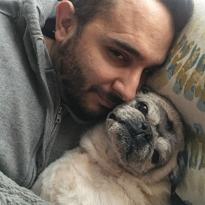 This Dog Has Separation Anxiety And Can’t Sleep Without His Human, So The Owner Bought Him A Mannequin This Dog Has Separation Anxiety And Can’t Sleep Without His Human, So The Owner Bought Him A Mannequin