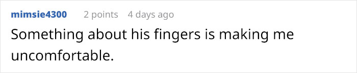 People Can&#8217;t Understand How This Guy Took A Photo Of Both Of His Hands, He Explains It With Even More &#8216;Unexplainable&#8217; Pictures