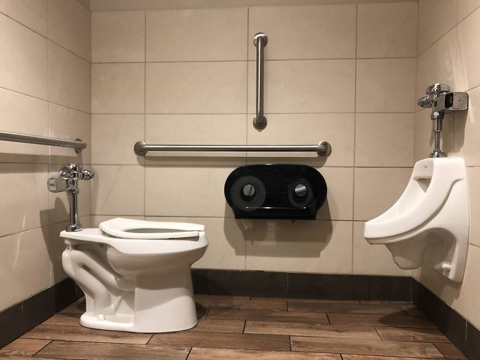 30 Bathrooms From Hell Made By People Who Probably Haven&#8217;t Used One