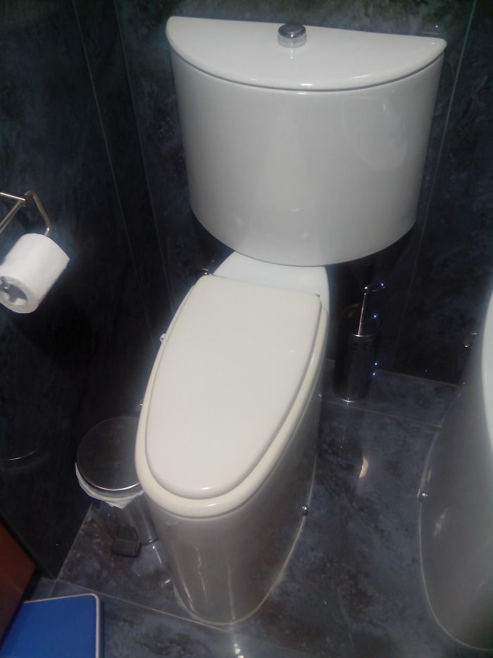 30 Bathrooms From Hell Made By People Who Probably Haven&#8217;t Used One