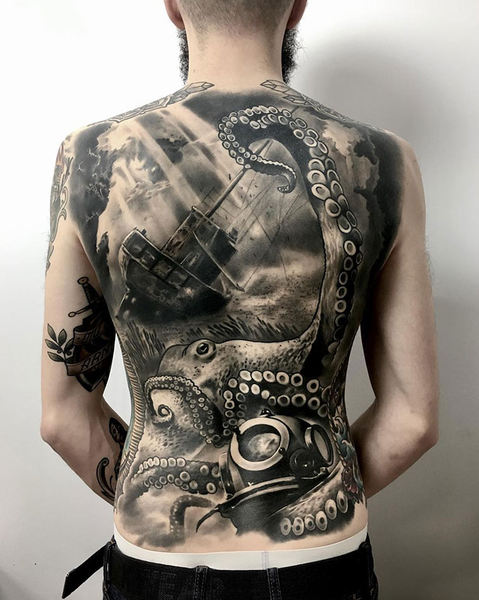 30 Impressive Back Tattoos That Are Masterpieces 30 Impressive Back Tattoos That Are Masterpieces