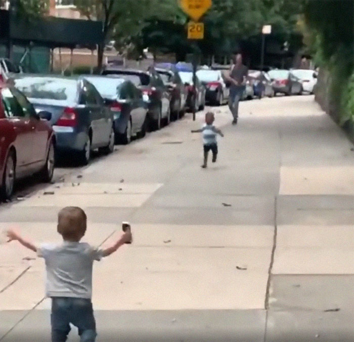 Toddler Best Friends Hug Like They Haven’t Seen Each Other For Years When It’s Actually Just Been 2 Days Toddler Best Friends Hug Like They Haven’t Seen Each Other For Years When It’s Actually Just Been 2 Days