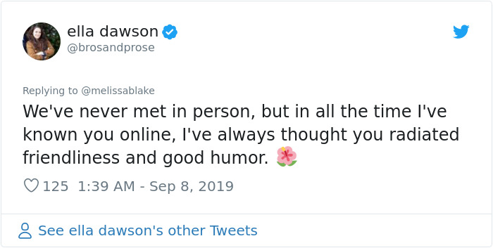 Trolls Tell Woman She’s ‘Too Ugly’ To Be Posting Pics Of Her Face, She Responds With 3 Selfies Trolls Tell Woman She’s ‘Too Ugly’ To Be Posting Pics Of Her Face, She Responds With 3 Selfies