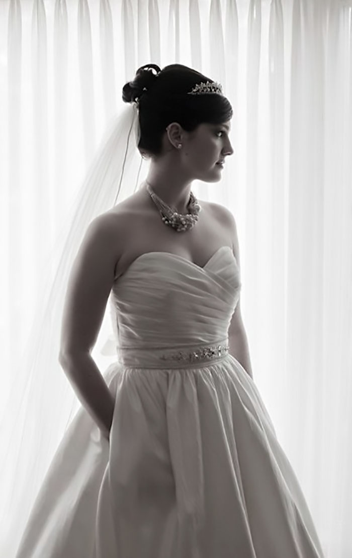 13 Times Brides Couldn’t Hold Back Their Happiness Because They Wore Dresses With Pockets 13 Times Brides Couldn’t Hold Back Their Happiness Because They Wore Dresses With Pockets