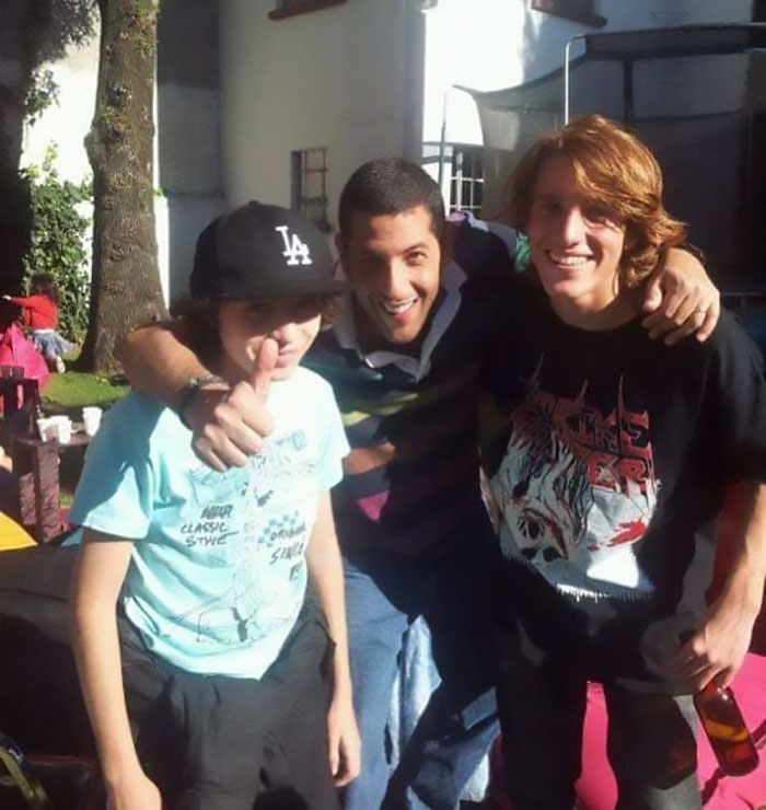 There’s A FB Group For Pics Of People That ‘Sort Of Look Like Adam Sandler’ And It’s Hilarious (29 Pics)