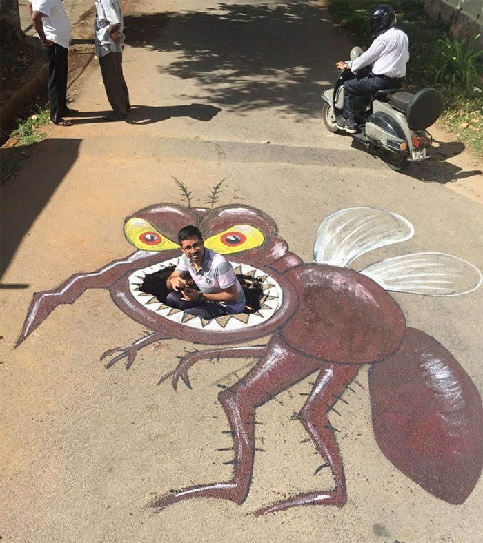 Guy Wants Authorities To Fix The Roads, Takes The Most Creative Way Of Emphasizing How Big This Problem Actually Is