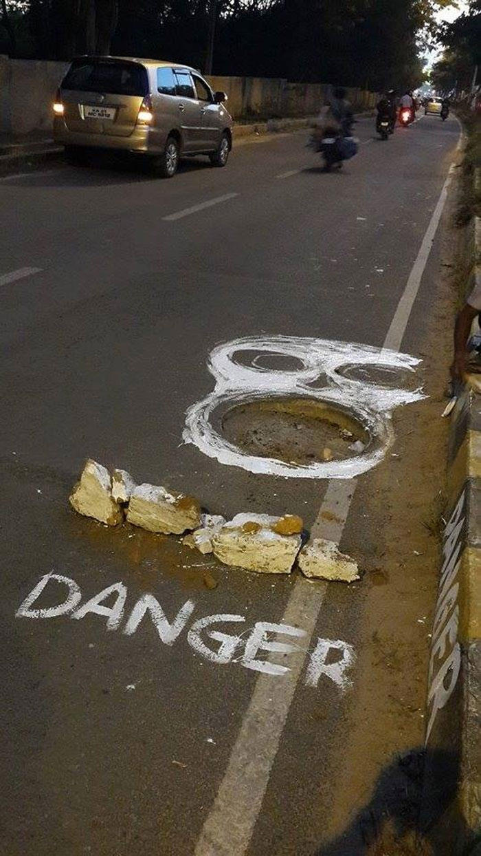 Guy Wants Authorities To Fix The Roads, Takes The Most Creative Way Of Emphasizing How Big This Problem Actually Is