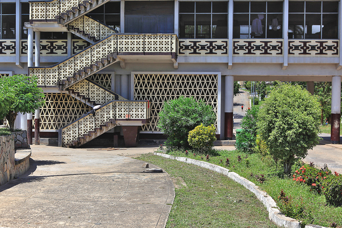 Guy Says African Architecture Isn&#8217;t Showcased Compared To European And Asian, Posts 44 Of Its Gorgeous Examples