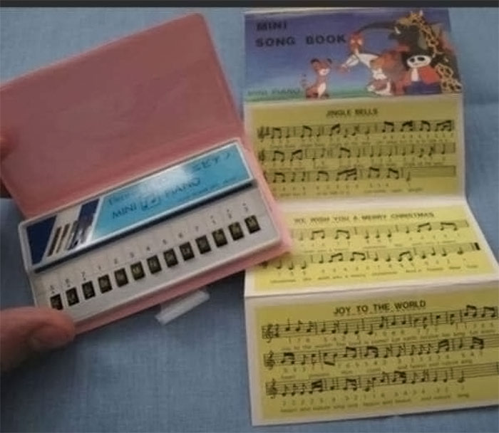 45 Times People Couldn’t Believe Their Luck In Thrift Stores