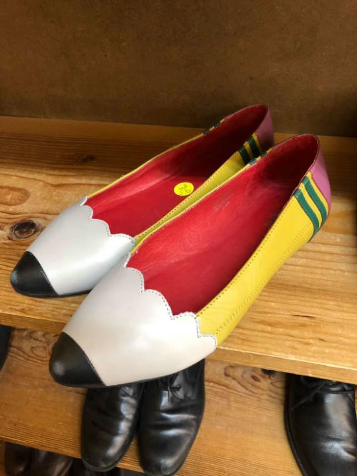 45 Times People Couldn’t Believe Their Luck In Thrift Stores