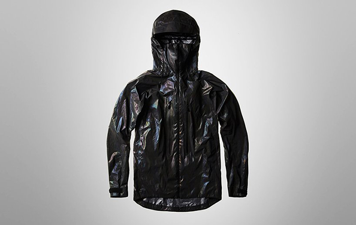 Designers Created A Jacket That Mimics Survival Mechanism Of A Squid And Is Made Of 2 Billion Glass Spheres Designers Created A Jacket That Mimics Survival Mechanism Of A Squid And Is Made Of 2 Billion Glass Spheres