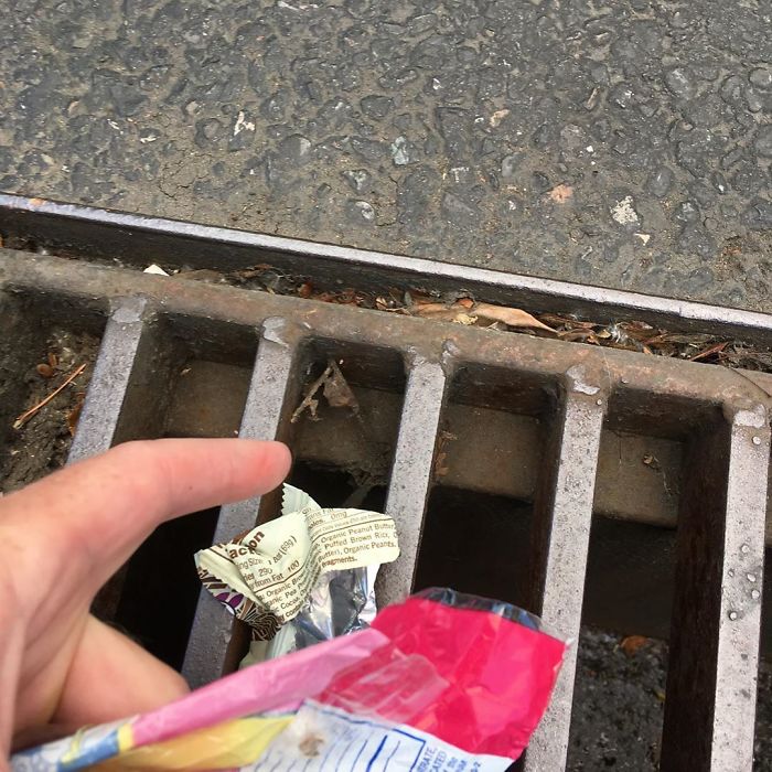 This Guy Posts Trash He Picks Up And It&#8217;s The Only Instagram Worth Following