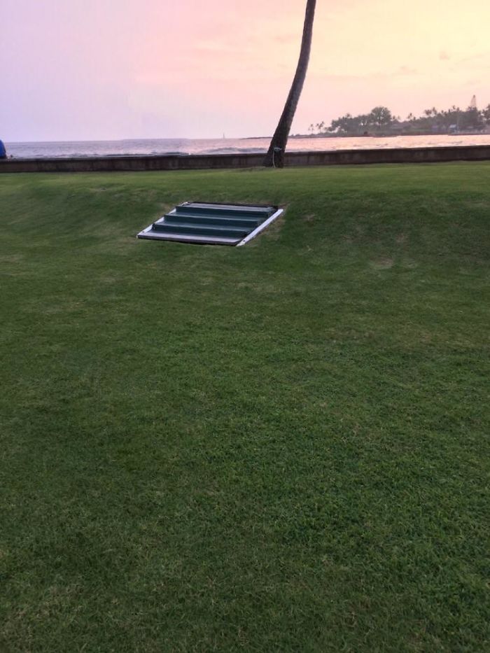 40 Epic Stair Design Fails That May Result In Some Serious Injuries